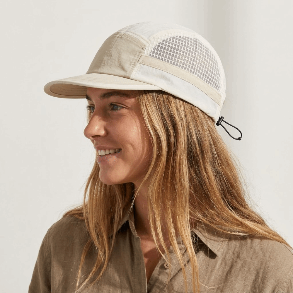 カラーブロックデザインの速乾性野球帽 レトロ5パネル ソフト - Running Cap Mesh のレビューと価格